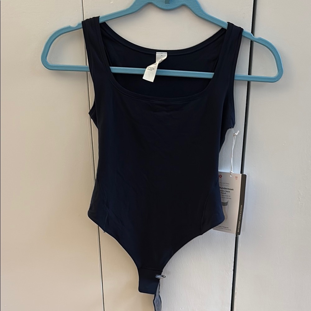 Lululemon Wundermost Square neck bodysuit XS NWT